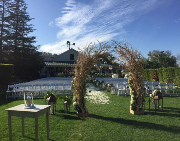 Book an event to this expansive rural wedding location