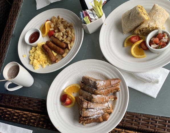 Breakfast at the Farmhouse Grill